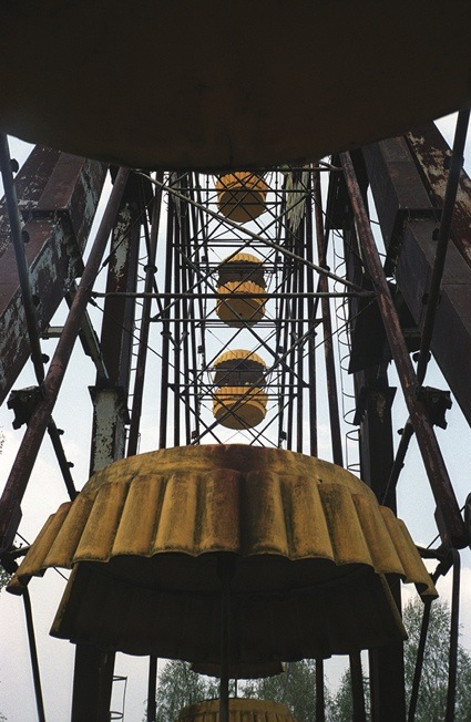Close view of the Ferris wheel cabins and metal structure in Pripyat.